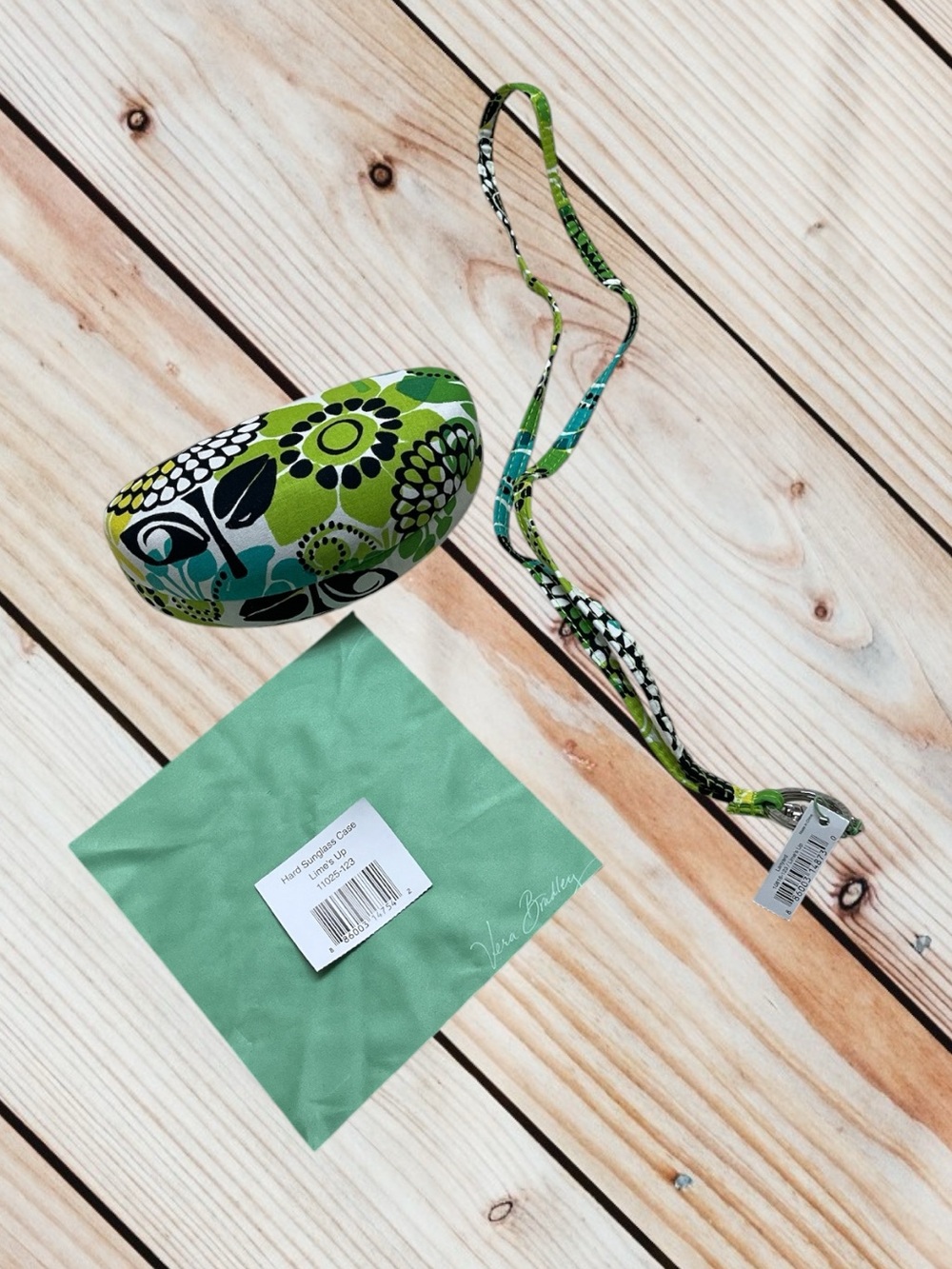 NWT Vera Bradley Limes Up Hard Sunglass Case & Lanyard